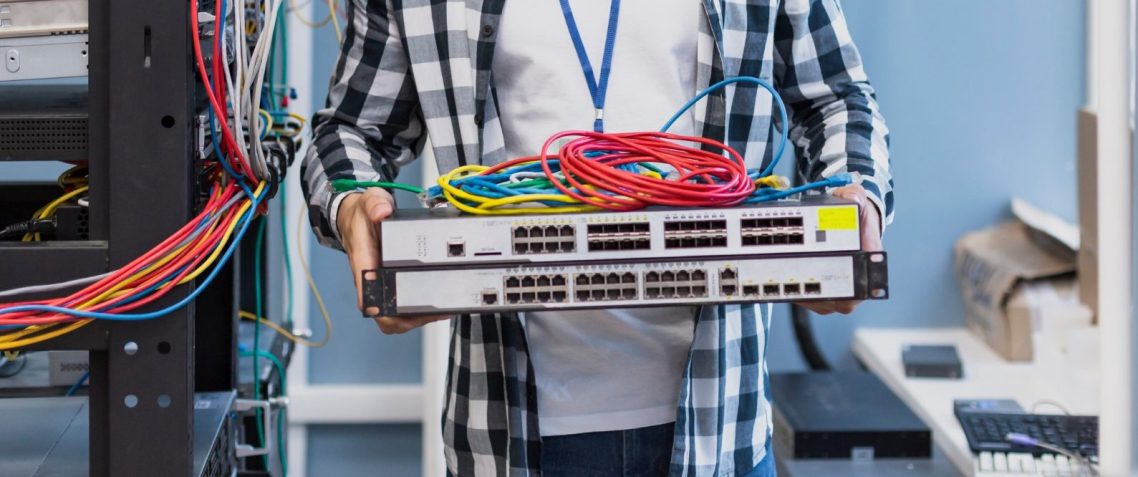 ✅ 2. Active Layer Services